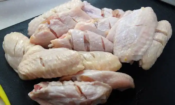 ¡ALERTA! Detectan coronavirus en alitas de pollo brasileñas importadas a China