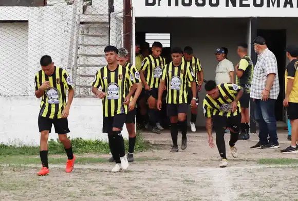 Se juega la vigésimo tercera en la Primera «B»