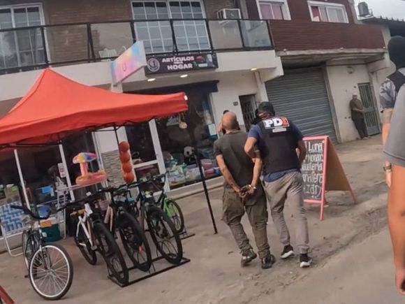 Detuvieron a dos sospechosos por venta de drogas en la zona norte tras ser perseguidos por un dron