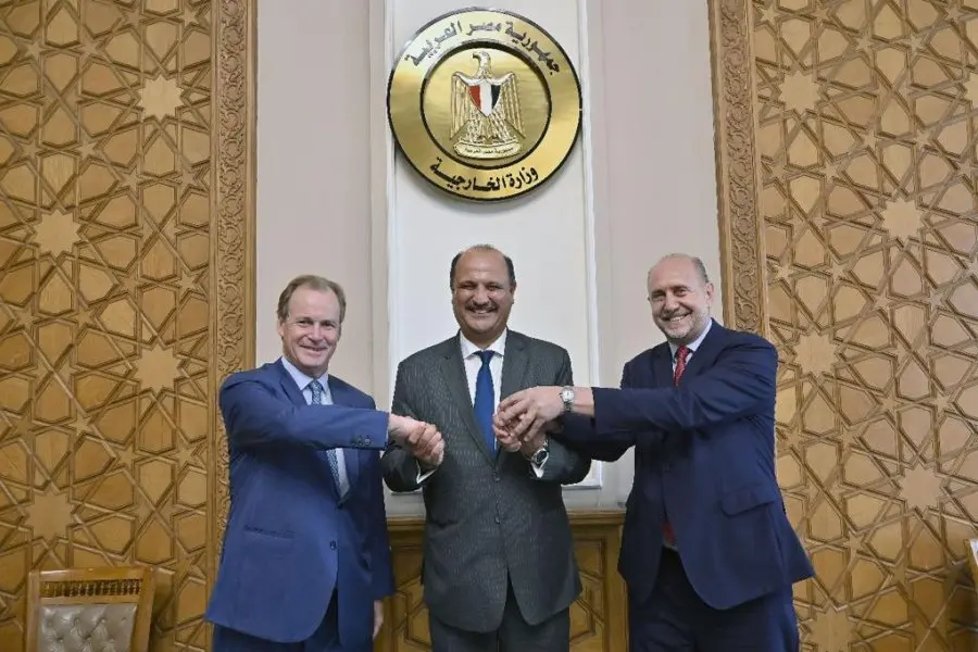Perotti continúa su agenda en Egipto  buscando ampliar las exportaciones de la Provincia
