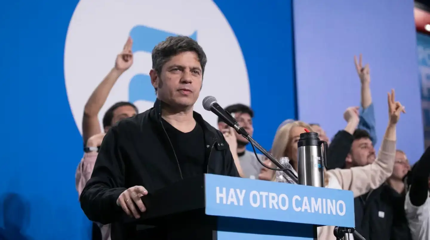 En el Día de la Lealtad, Kicillof defendió a CFK y lanzó un mensaje para 2027: “Estoy dispuesto a poner el cuerpo”