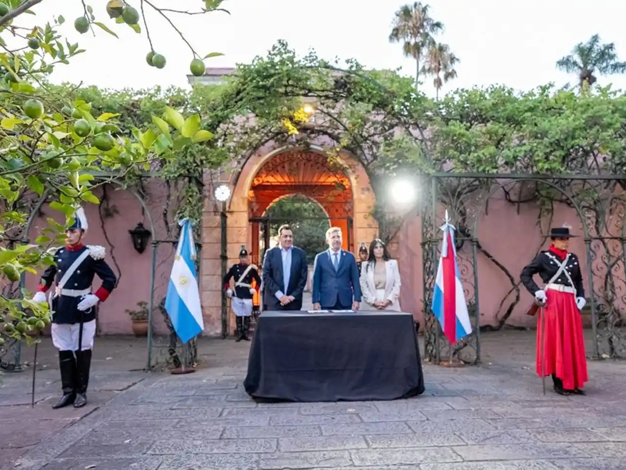 Nación y Provincia acordaron poner en valor el Palacio San José