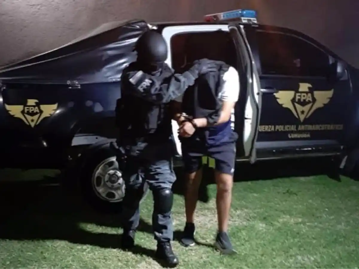 Detuvieron en Alta Gracia a un hombre que escondía cocaína en la cucha del perro