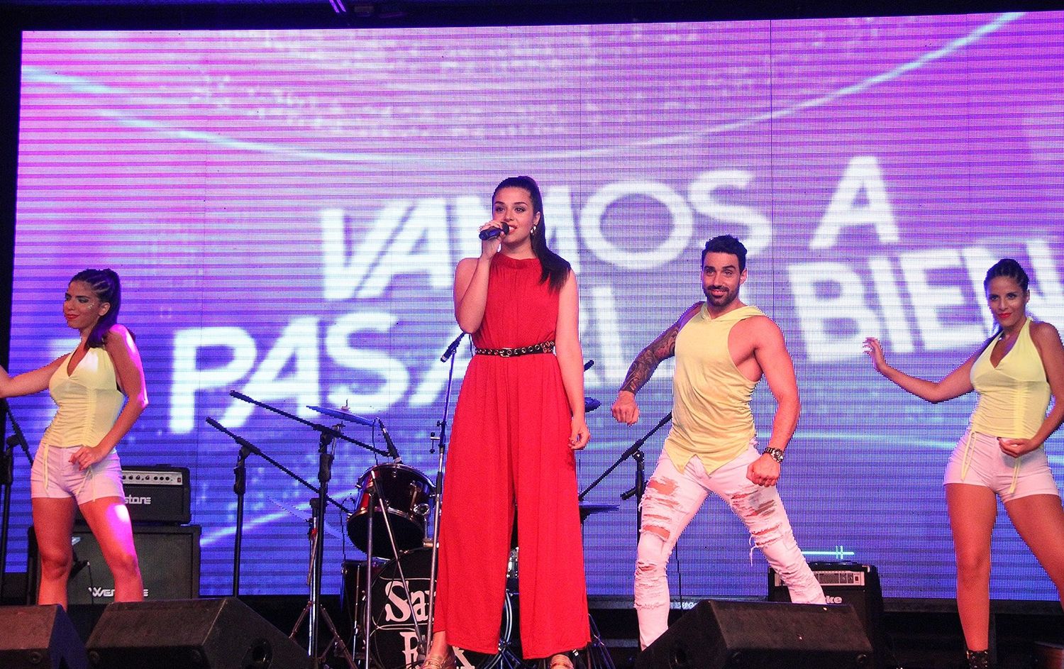 Fiesta de las Colectividades: con la actuación de Eugenia Quevedo se cierra la edición 2021