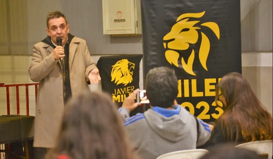 Javier Milei avanza en San Martín: Aseguran que ya tienen 1.166 fiscales para las elecciones