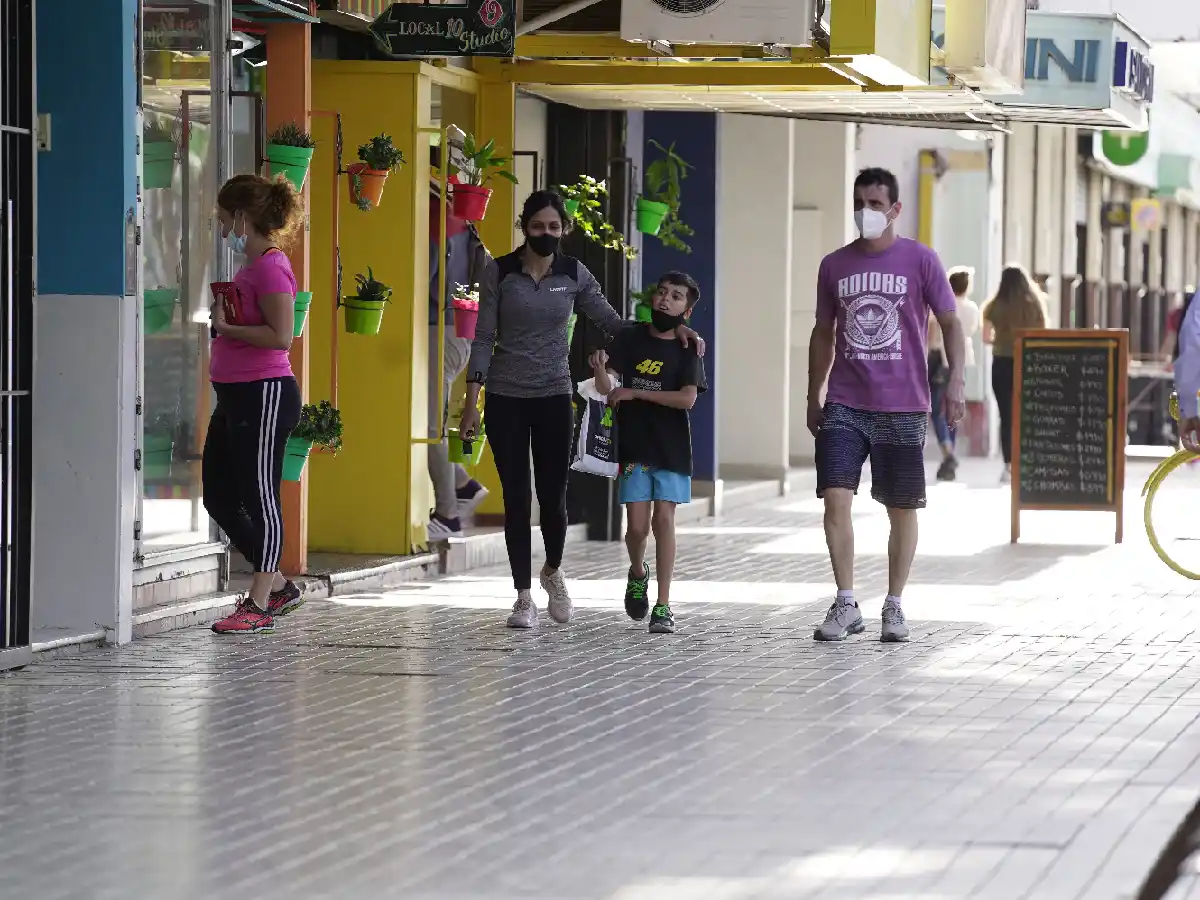 El comercio propone trasladar el feriado del viernes al martes