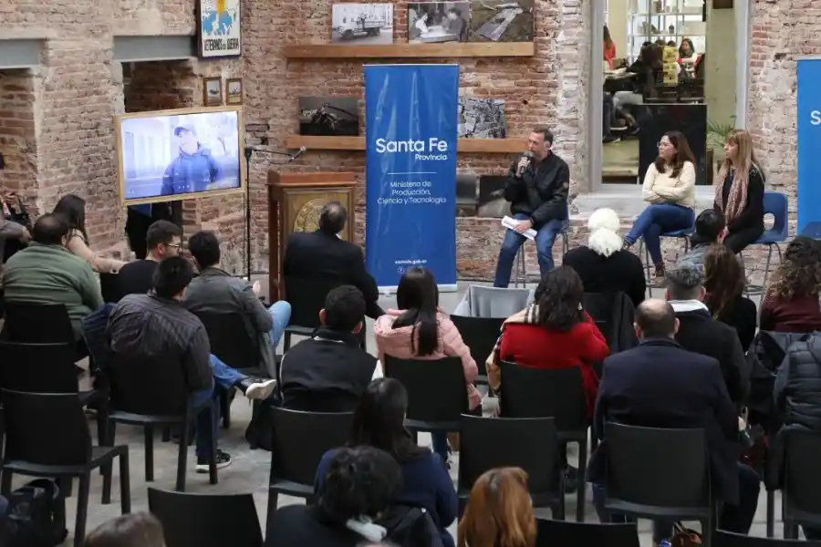Rafaela participó de un encuentro provincial sobre asociativismo y economía social