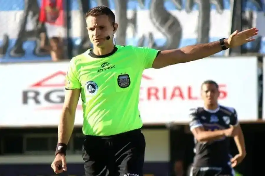 Hay árbitro para Atlético de Rafaela - Defensores de Belgrano