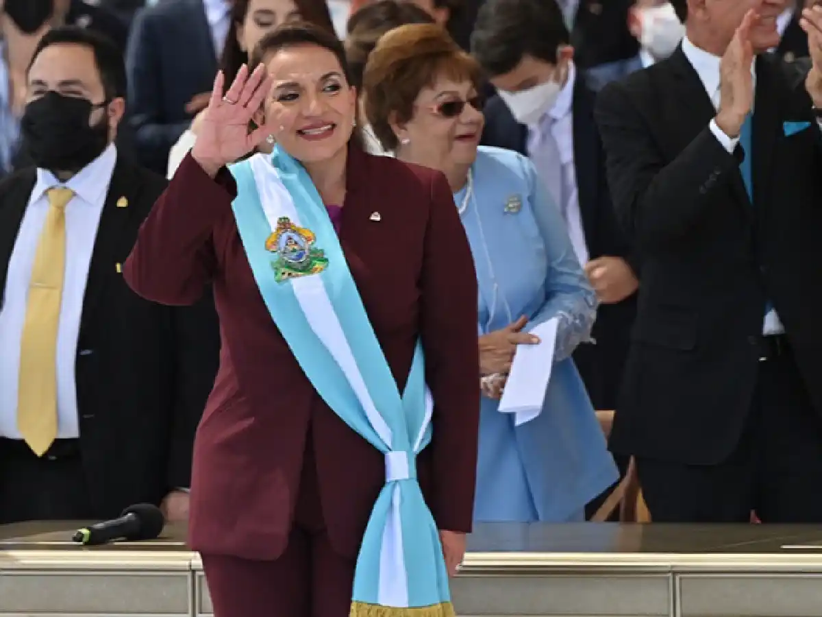 Xiomara Castro juró y se convirtió en la primera mujer gobernante de Honduras