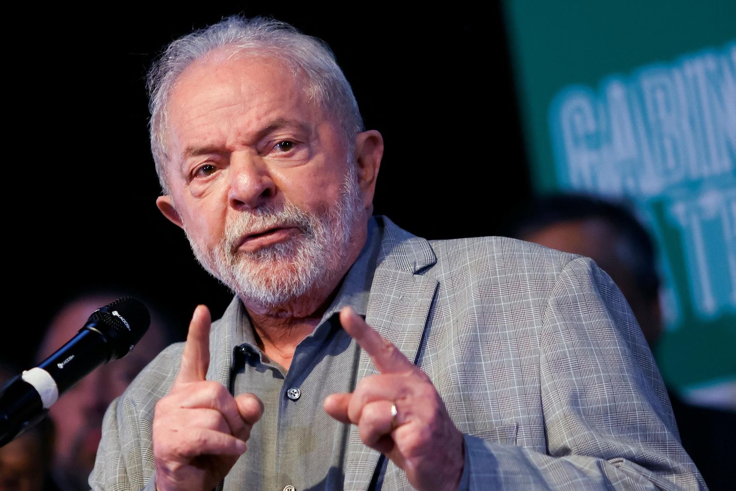 Luiz Inácio Lula da Silva puso a Messi como ejemplo de lo que pretende para su gabinete.