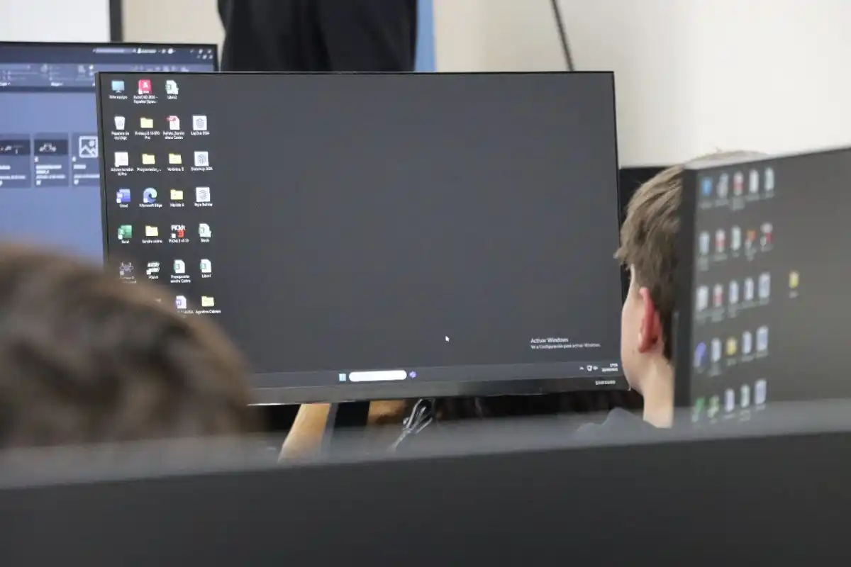 Abrieron la inscripción al curso gratis de Programación Juvenil: está dirigido a jóvenes entre 12 y 18 años