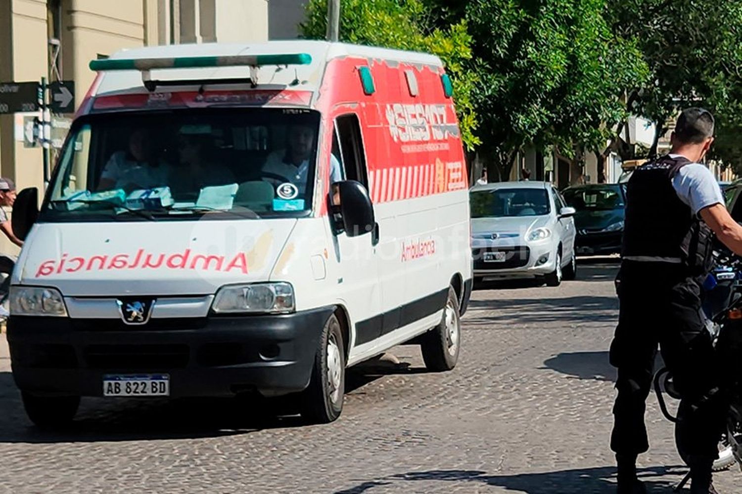 Terminó todo mal: un hombre fue apuñalado con un cuchillo en una pelea familiar