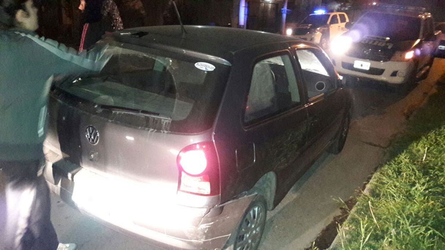 Robaron autos haciéndose pasar por clientas