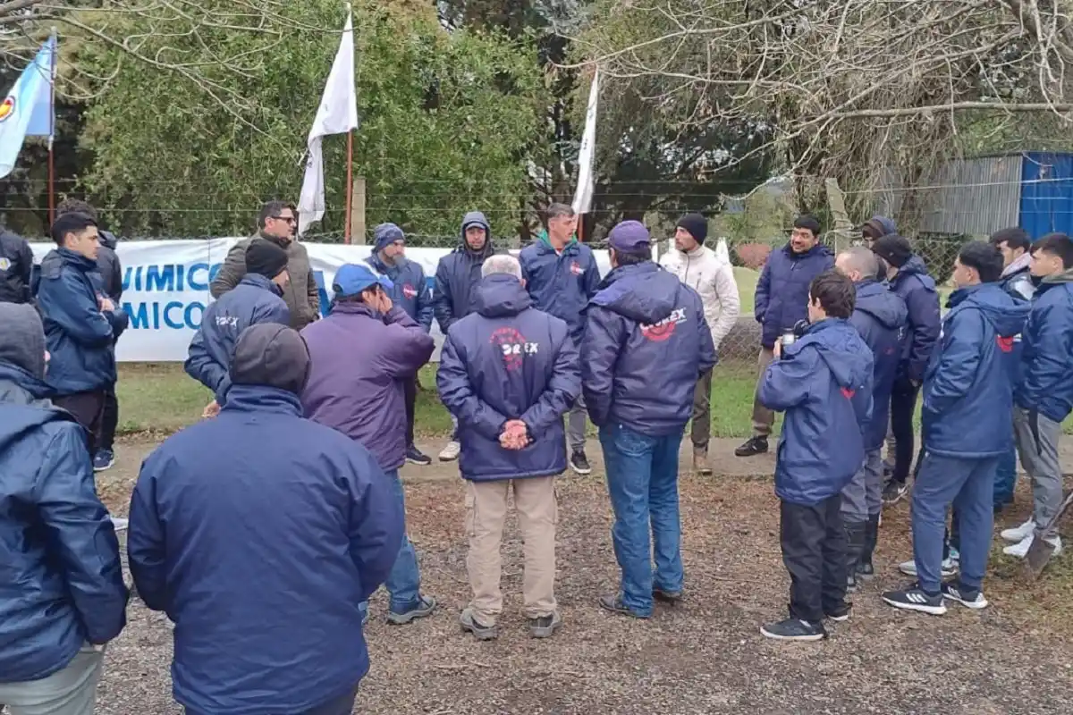 Larroque : despidieron a 16 trabajadores de FADEMI