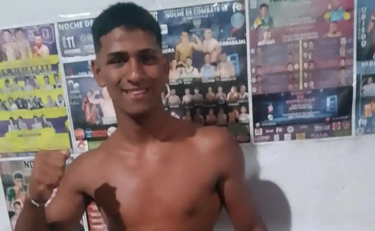 Felicitan a Fernando Silva por su gran victoria por KO
