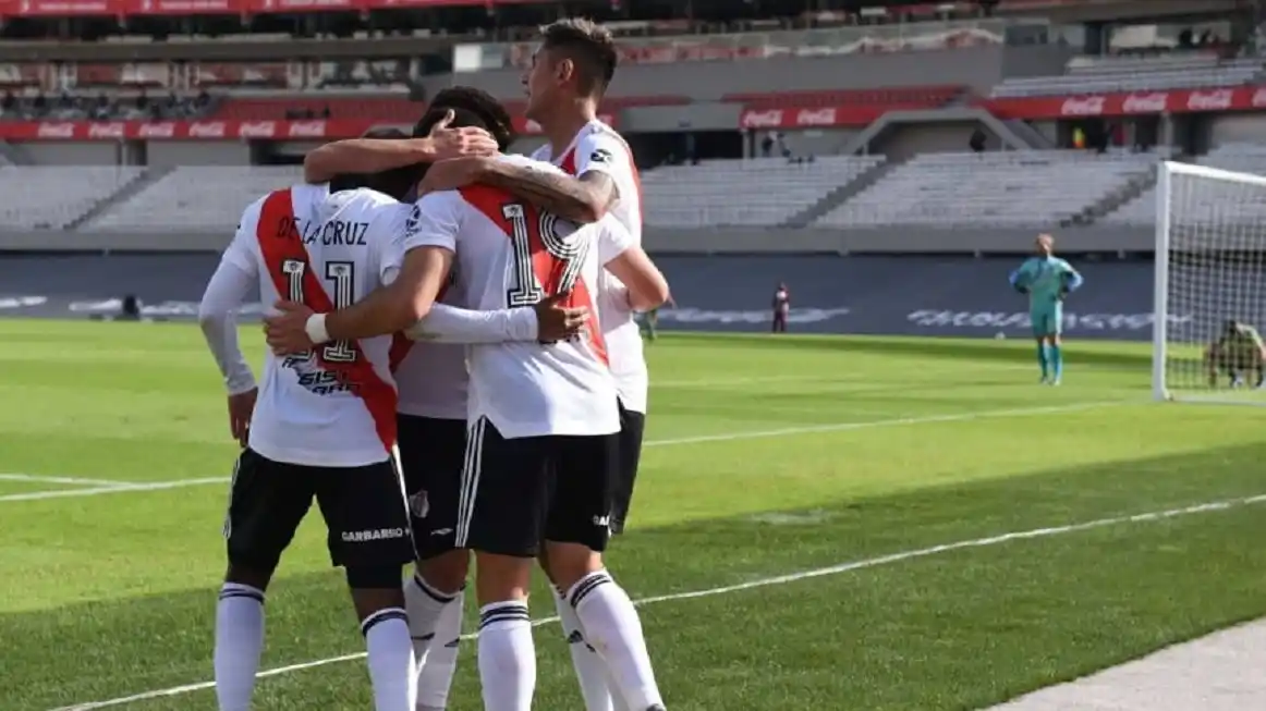 River goleó a Aldosivi y clasificó: cruzará contra Boca en cuartos de final