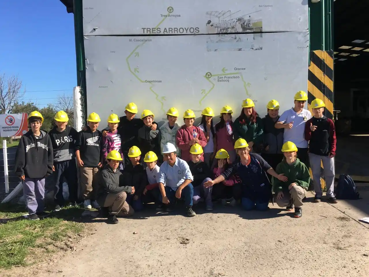 Charlas de educación y concientización ambiental en las escuelas