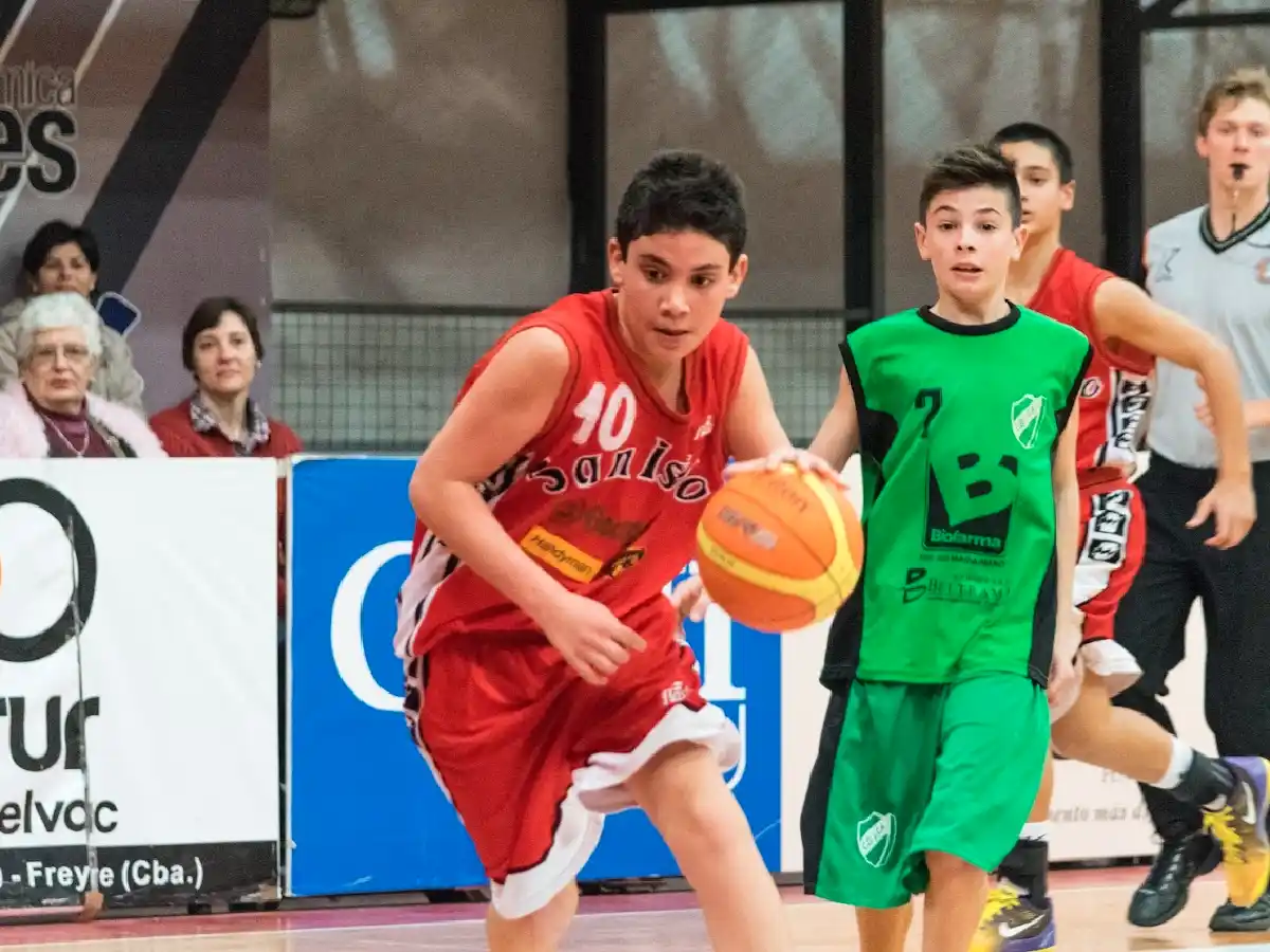 Juegan los “Halcones del futuro”