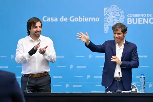 La legislatura de la Provincia trata el proyecto de creación de una empresa de servicio de ambulancias