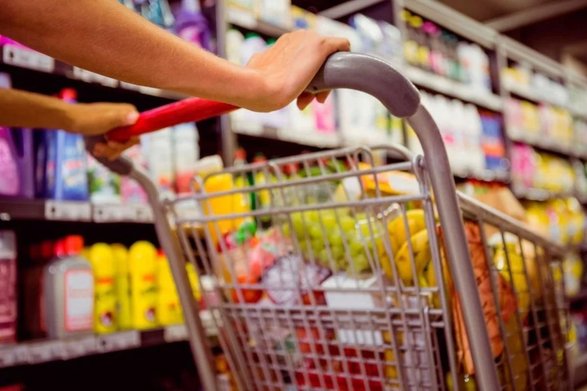 El informe del organismo estadístico indicó que el rubro “Alimentos y bebidas no alcohólicas” subió 2,9%.