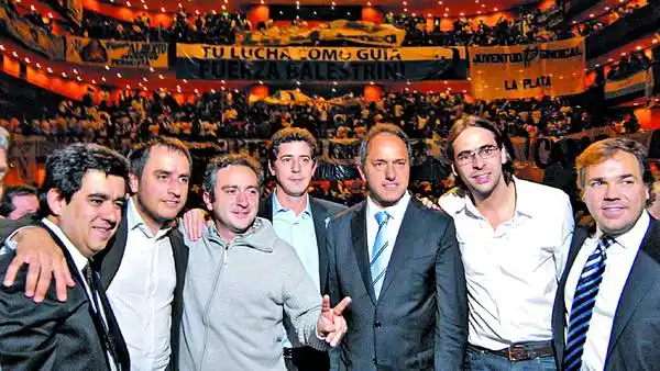 Scioli: “La Cámpora es el presente y el futuro de la Argentina”