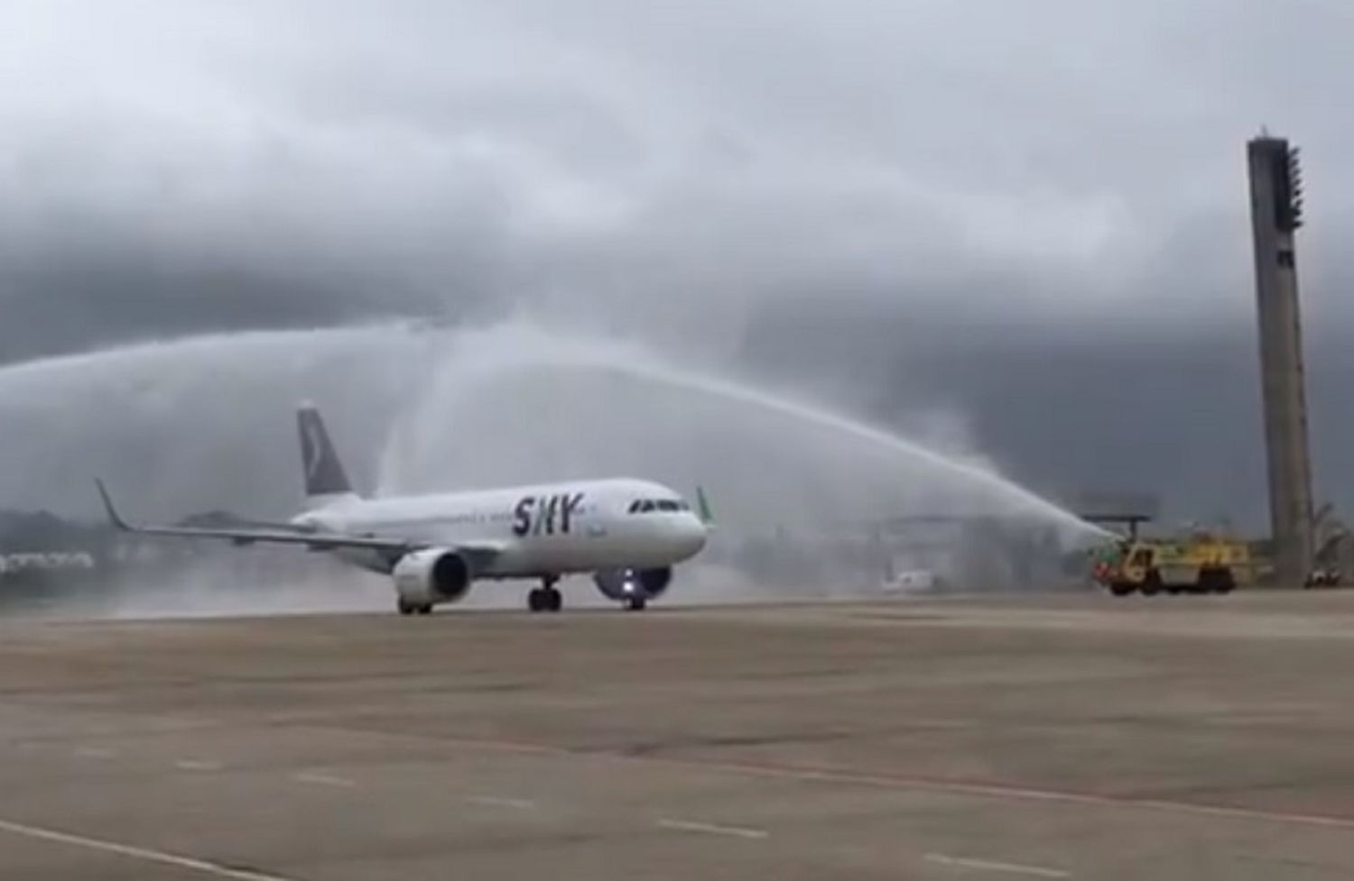 SKY celebró su desembarco en el mercado brasileño