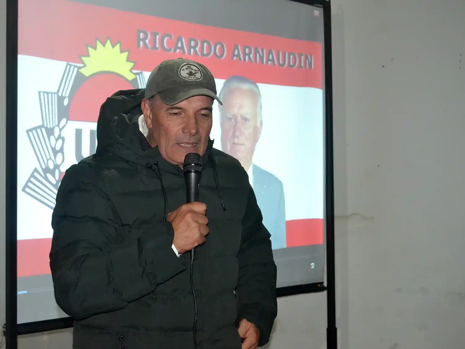 Sentido homenaje a Adolfo “Cacho” Arnaudín en la sede radical de General Galarza