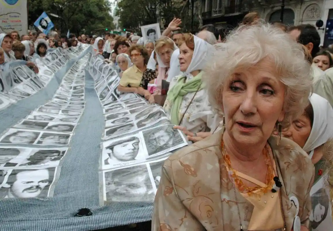 UADER organiza  una "pueblada por la Identidad" a 40 años de Abuelas