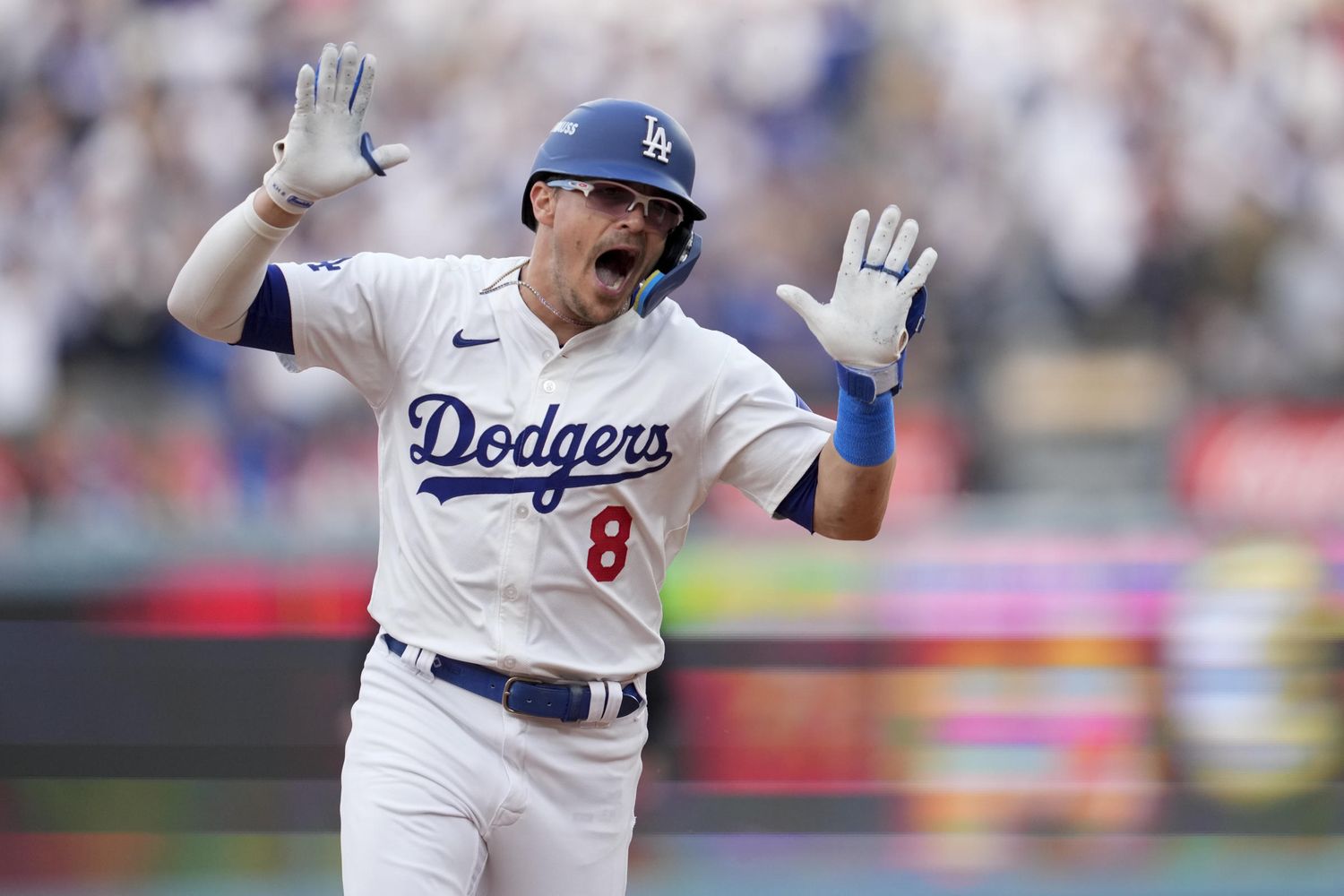 Kiké Hernández gave the Los Angeles Dodgers their first run