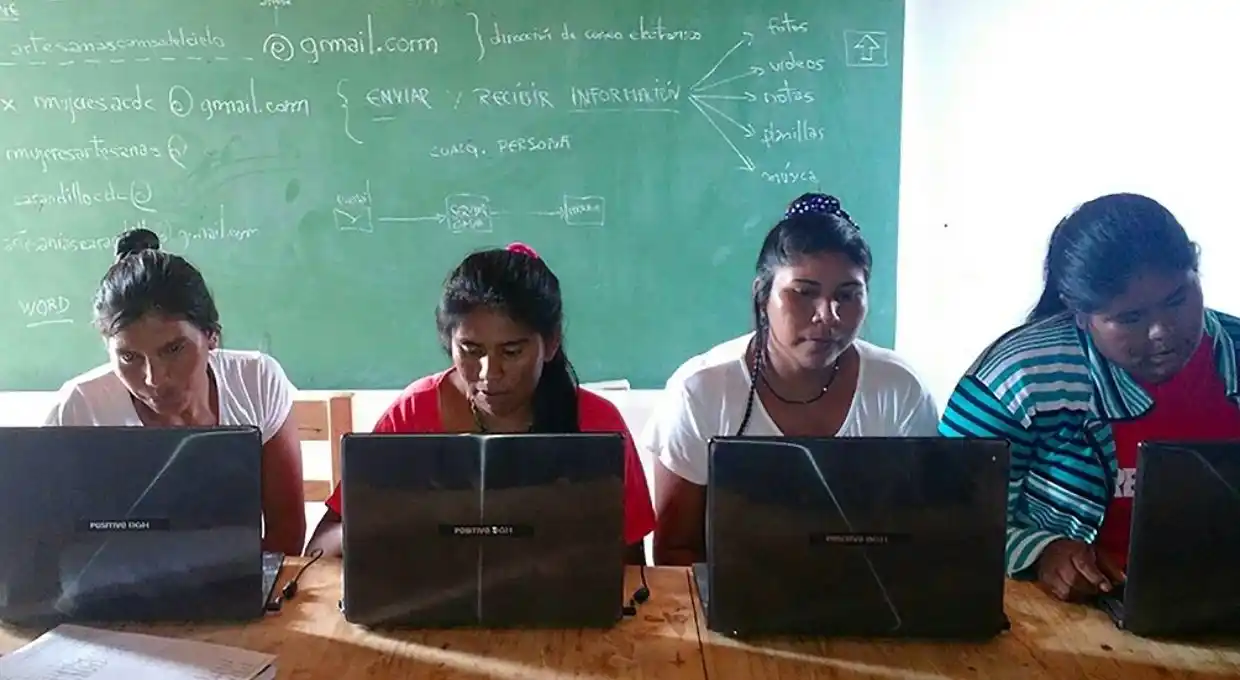 Cinco mil mujeres del Gran Chaco usan la tecnología para enfrentar el cambio climático