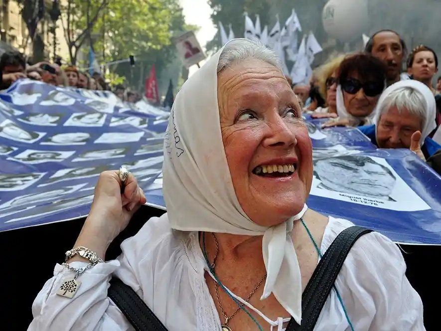 La película sobre Nora Cortiñas se verá este jueves en la Sala Piazzolla.