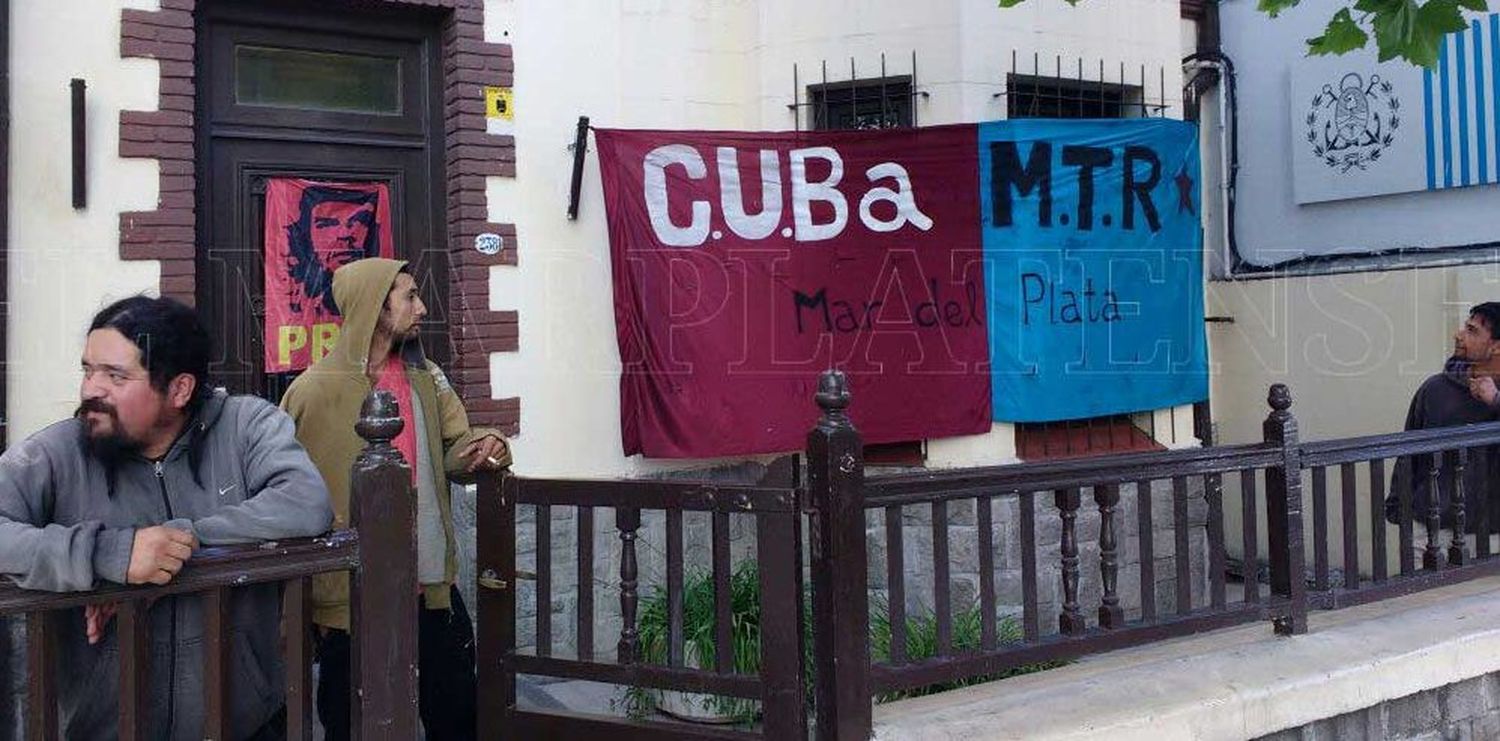 Acampe y toma en la sede de Desarrollo Productivo