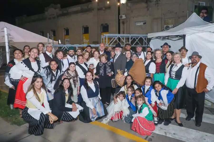 Omar Perotti participó este sábado de la 79° Fiesta Nacional de la Agricultura y Día del Agricultor en Esperanza.