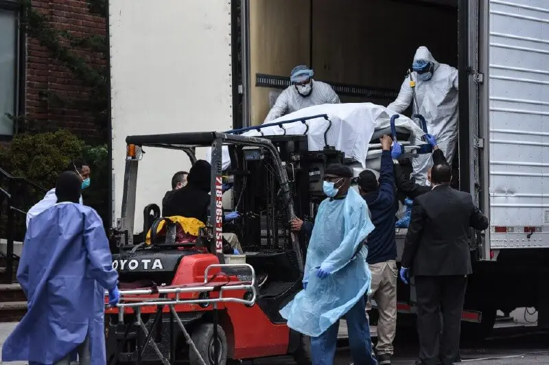 Más de la mitad del mundo en confinamiento: 731.000 fallecidos por COVID-19