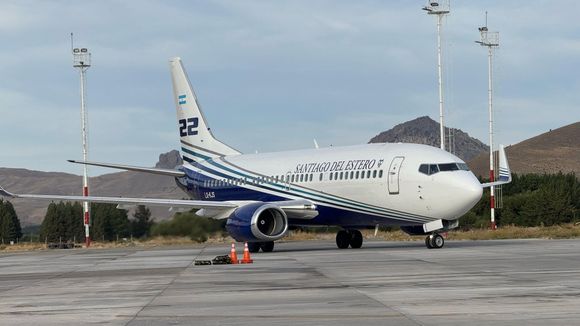 Balance del Boeing 737 Fireliner de Santiago del Estero tras combatir al fuego en Neuquén