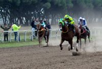 Hipódromo: Las fotos y la crónica de la jornada del 158avo aniversario, con 10 carreras vibrantes