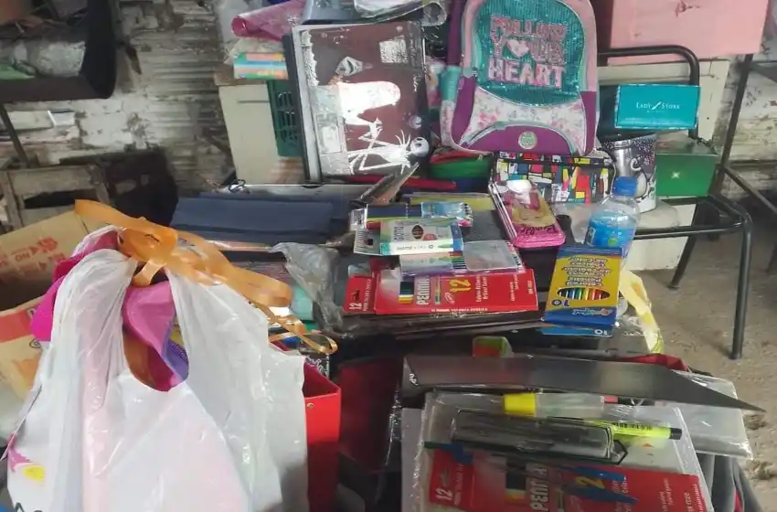 Realizan colecta de útiles escolares para niños carenciados