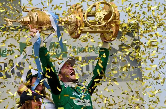 Canapino logró su cuarto título en el Turismo Carretera