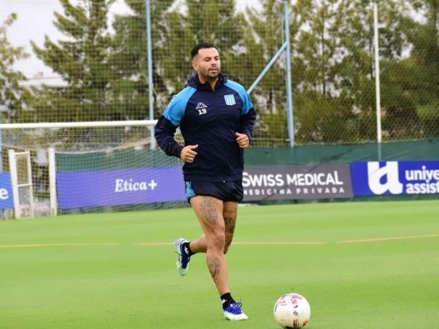 Racing: Cardona sigue en duda para el domingo