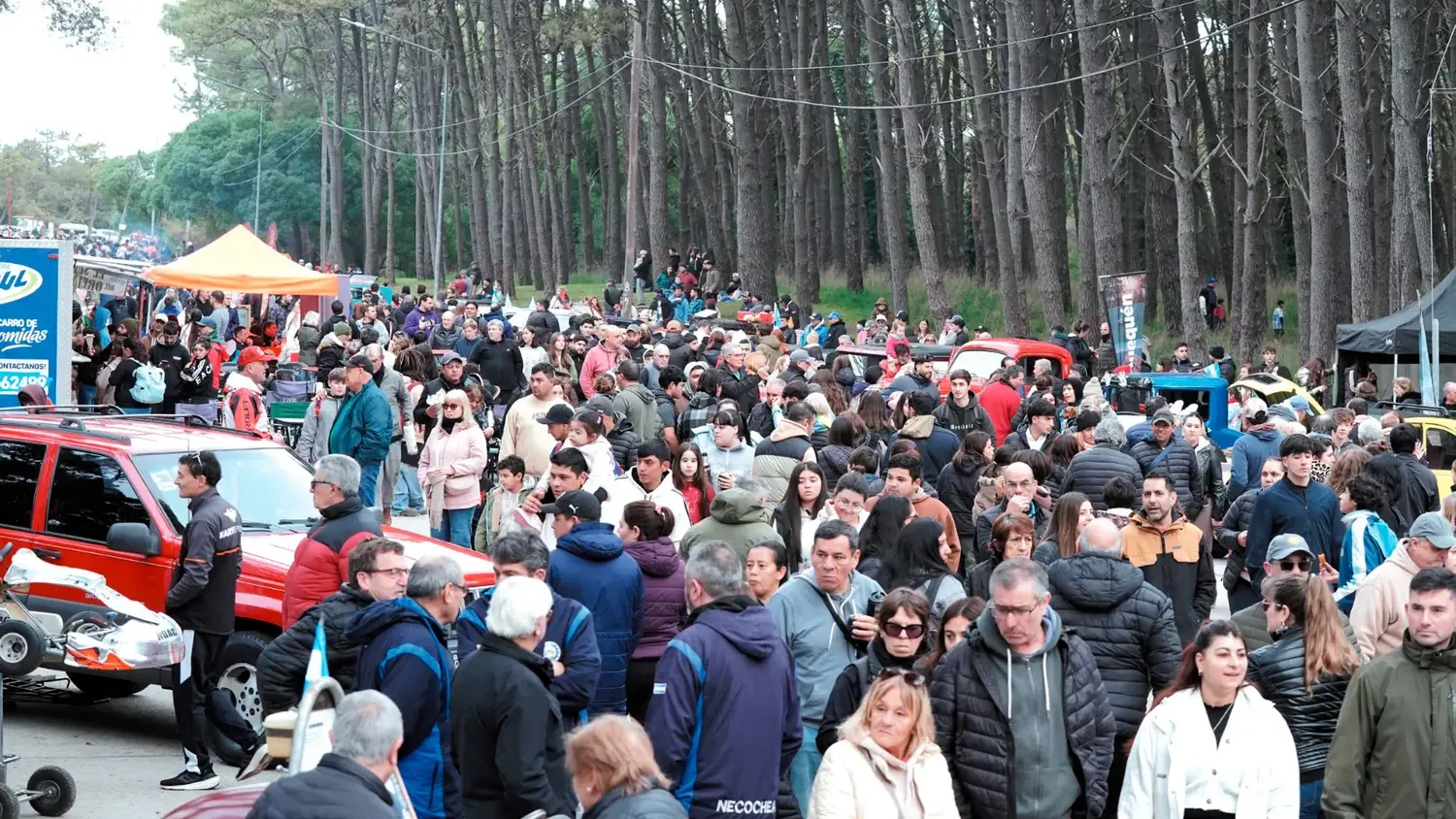 Lleno total. El sector de Pinolandia desbordado de público, sin mermar durante toda la jornada