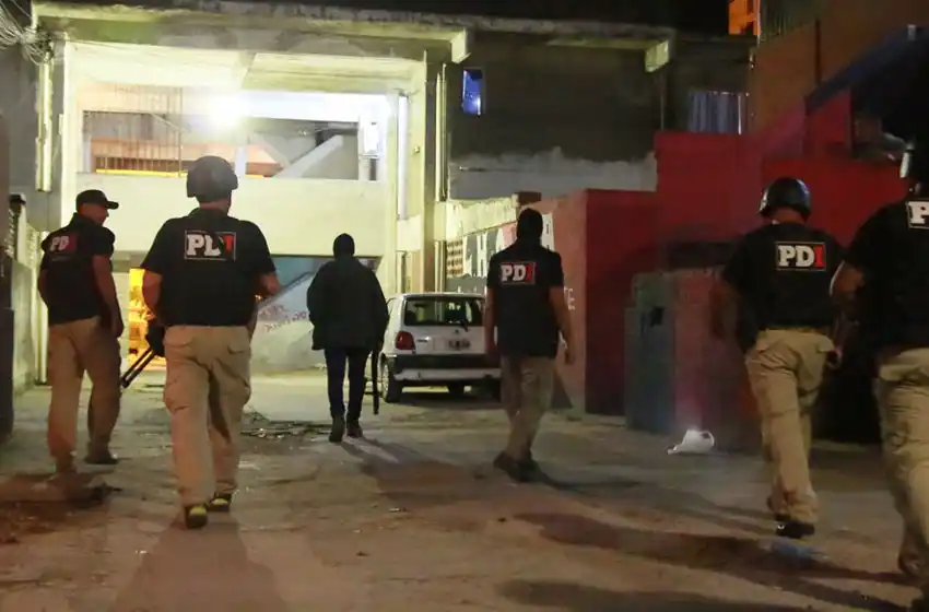 Seis detenidos luego de diversos allanamientos en la zona sur