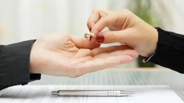 El pedido fue tras sentirse afectada en un malestar constante por los prejuicios sociales.