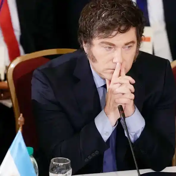 La confianza en el Gobierno Nacional cayó por cuarto mes consecutivo, según la Universidad Di Tella