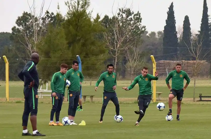 Vuelta al trabajo buscando corregir errores