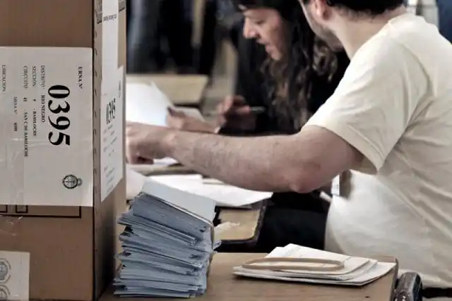 Tras las urnas, certezas y especulaciones   