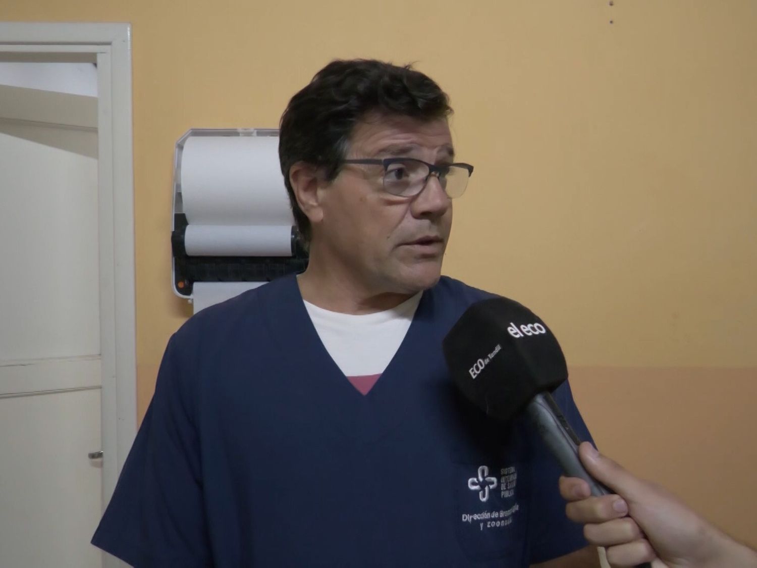 Vacunarán y castrarán a los gatos cuya dueña falleció y quedaron en la vivienda