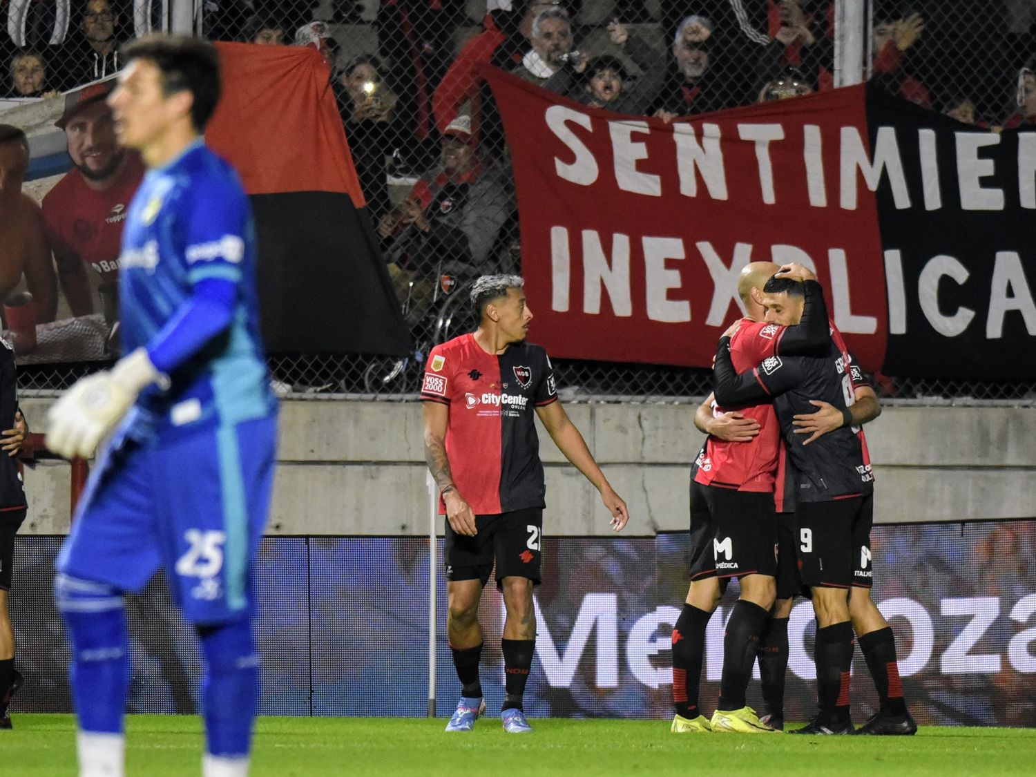 Newell’s pasó con autoridad frente a Defensa y Justicia