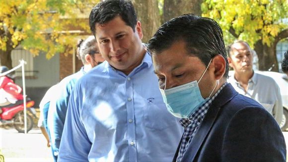 Tras renunciar al Gobierno, Hernán Contreras dijo que tampoco seguirá como empleado municipal