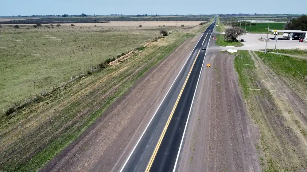 Prosiguen las mejoras en la Ruta Nº 12, en el tramo Galarza-Crespo