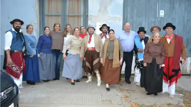 Se realizó el “Primer Certamen Nacional de Danzas Folclóricas y Malambo”
